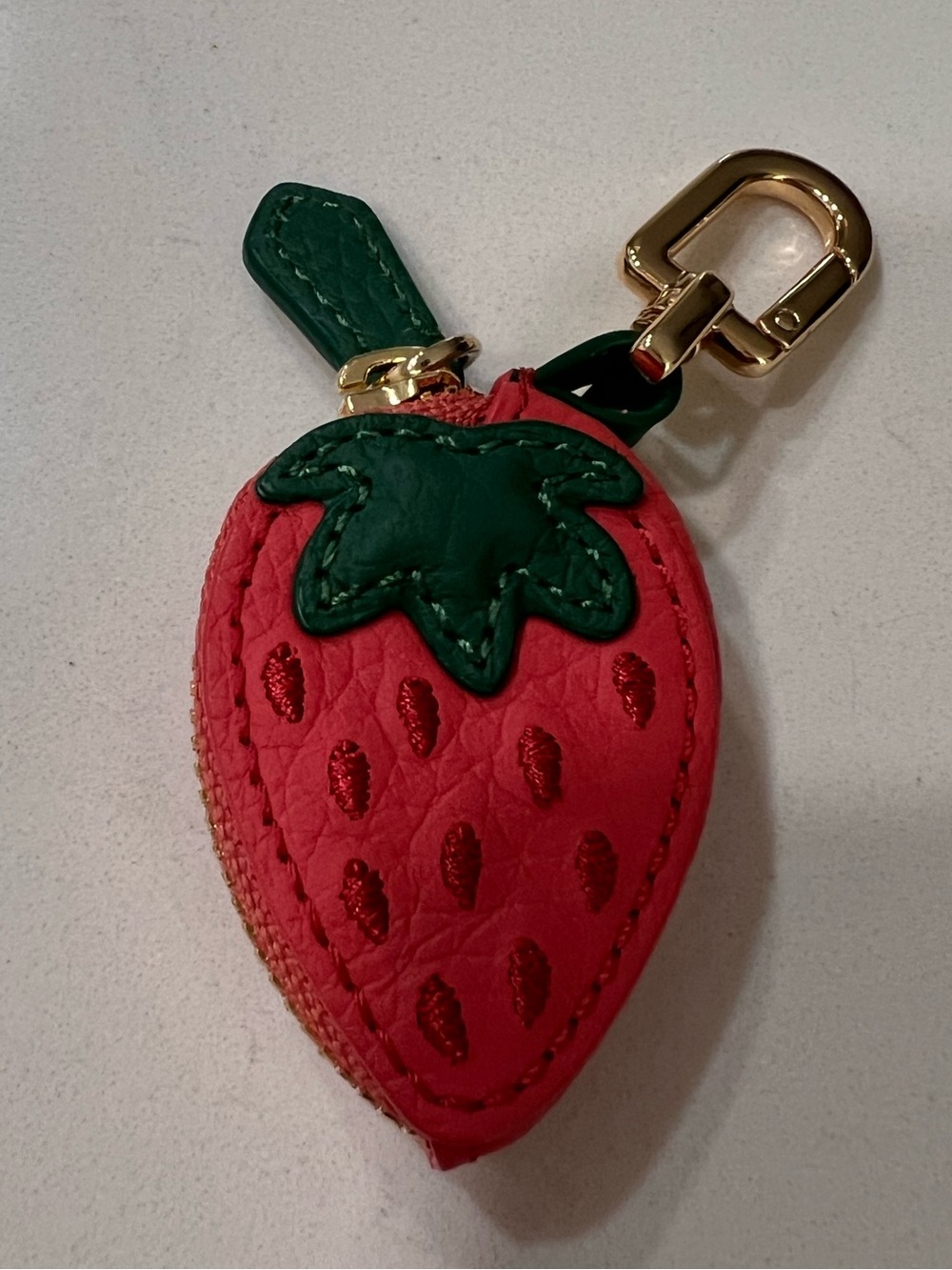 MAISON de SABRÉ The SABREMOJI Fruit Charm - Picture 2 of 4